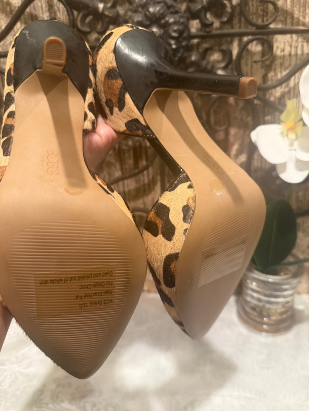 BCBG leopard pumps shoes heels size 9.5 - Picture 6 of 10